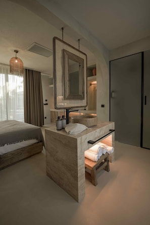 Quarto luxo, vista para o jardim | Cofres nos quartos, Wi-Fi de cortesia