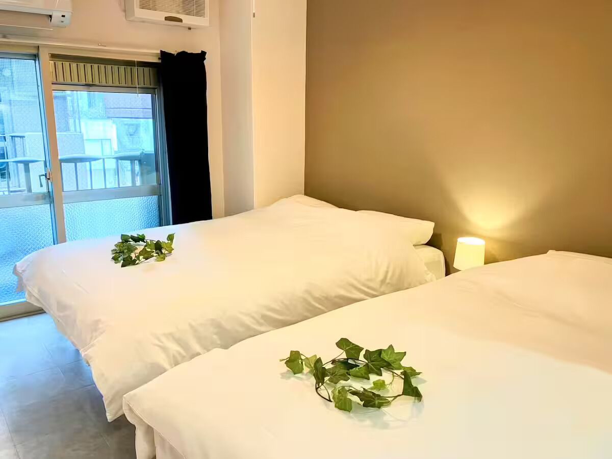 Blackout drapes, iron/ironing board, free WiFi