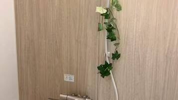 Basic Apartment, City View | Bathroom