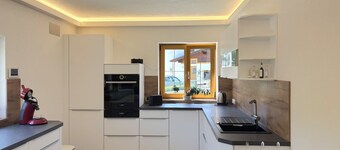 Cosy apartment for 6 guests with WIFI, TV, terrace and pets allowed