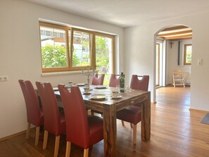 تناول الطعام