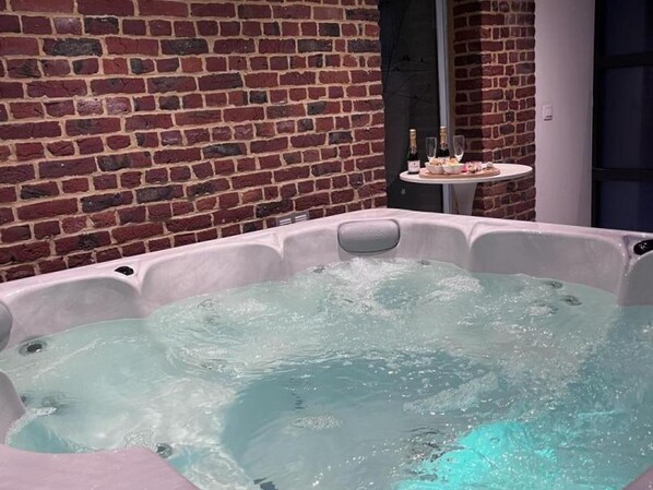 Interior - Holiday home for 15 with garden and spa near Cassel (Oudezeele)