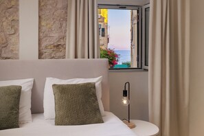 Free WiFi - Dousmani Old Town Studio (Corfu)