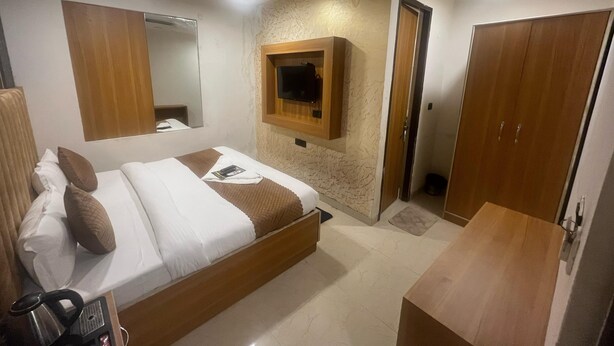 Habitación doble superior, balcón, vista a la ciudad