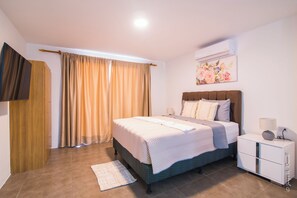 6 chambres, fer et planche à repasser, Wi-Fi, draps fournis