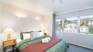 2 bedrooms, iron/ironing board, WiFi, bed sheets