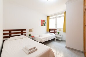 3 bedrooms, iron/ironing board