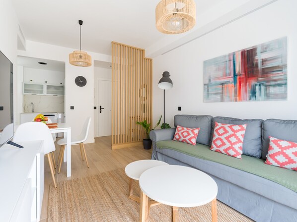 Living area - Apartment in Las Palmas Near Playa de Las Canteras (Las Palmas de Gran Canaria)