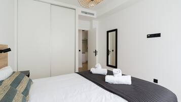 1 bedroom, laptop workspace, iron/ironing board