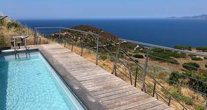 New apartment in a villa facing a panoramic sea view with sunsets over the sea