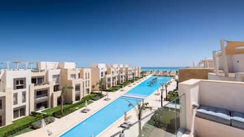 Apartment | Pool | Outdoor pool