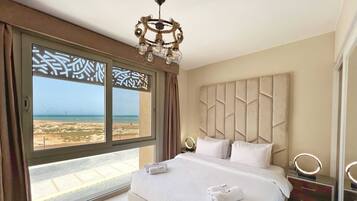 Charming 2 BDR w/ Sea Pool View |Free Pool & Beach (M9-5B-23) | 1 chambre, fer et planche Ă repasser, draps fournis