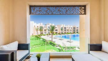 Dashing 2 BDR @ Mangroovy | Free Pool & Beach Access (M10-2B-12) | Interior