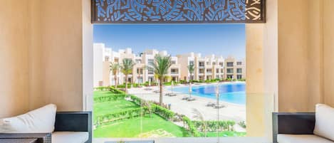 Dashing 2 BDR @ Mangroovy | Free Pool & Beach Access (M10-2B-12) | Interiör