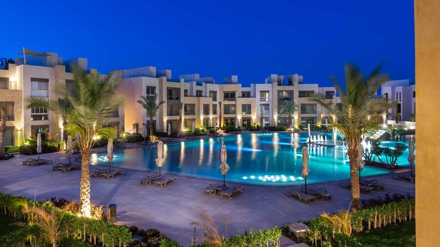 Xuru Stays I Modish & Magnific 2bdr @ Mangroovy Pool & Beach Access