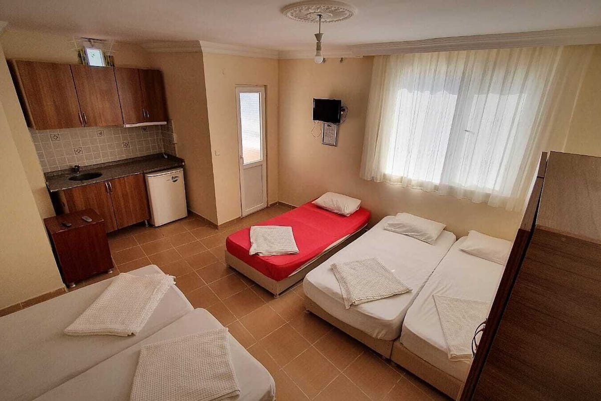 Standard Room | Free WiFi