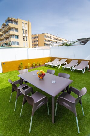 バンガロー | 屋外ダイニングエリア