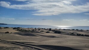 Exterior - Bungalow in Maspalomas Near Playa del Ingles (San Bartolomé de Tirajana)