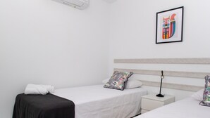 Room - Bungalow in Maspalomas Near Playa del Ingles (San Bartolomé de Tirajana)