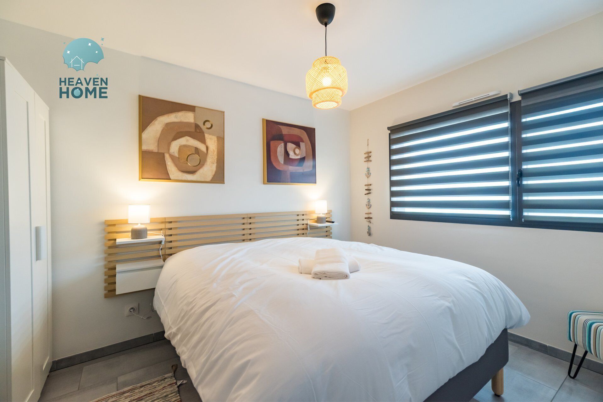 2 slaapkamers, een strijkplank/strijkijzer, internet, beddengoed