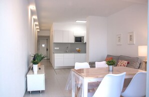 House | Dining