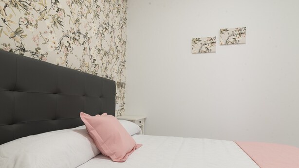3 bedrooms, iron/ironing board - Home in Las Palmas Near Las Canteras Beach (Las Palmas de Gran Canaria)
