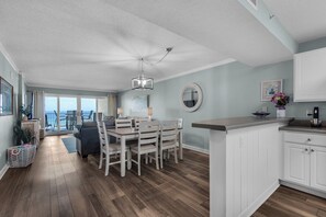 Interior - Sandy Key 213:  2 BR/2 BA Perdido Key Beachfront Condo & Pools, On-Site Rental Office, Sleeps 6 (Pensacola)