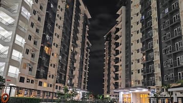 Huoneisto, 2 makuuhuonetta, esteetön, patio | Ulkopuoli