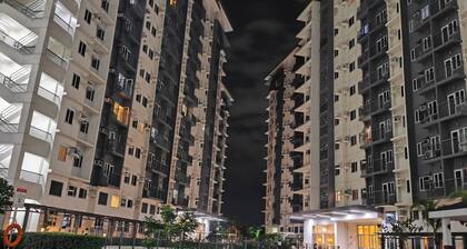 Luxurious and Cozy Condo in Quezon City With City View