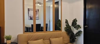 Luxhomme 3 Bed Condo With Balcony City Moutain View