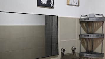 Condo, 1 Bedroom, Accessible, Balcony | Bathroom