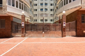 House | Exterior - Apartment in Las Palmas Near Las Canteras Beach (Las Palmas de Gran Canaria)