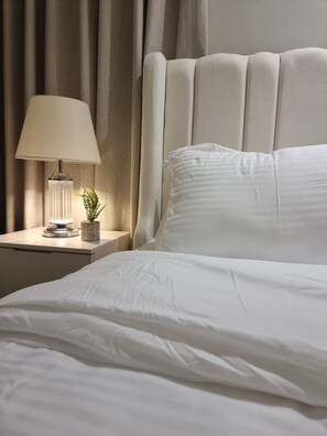 2 slaapkamers, een strijkplank/strijkijzer