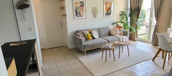 The racing n est, comfortable 2 bedroom apt, balcony, close to circuit