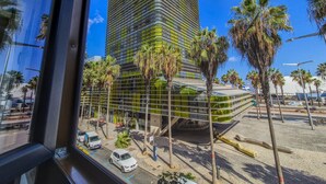 Unclassified image, 4 of 30, button - Apartment in Las Palmas by Playa de Las Canteras (Las Palmas de Gran Canaria)