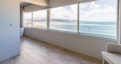 Yang By Canarias Getaway