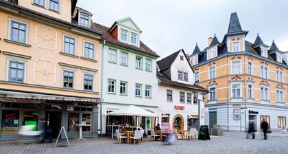Zentrale Ferienwohnung „Kassandra“- Markt13- hochwertiges Apartment - Rudolstadt