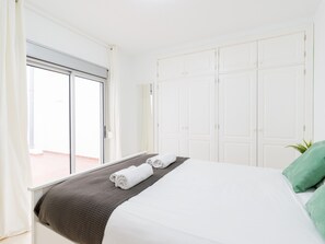 1 bedroom, iron/ironing board - Seafront Apartment in Las Palmas by Playa Canteras (Las Palmas de Gran Canaria)