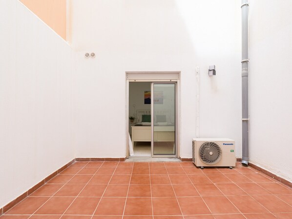 Interior - Seafront Apartment in Las Palmas by Playa Canteras (Las Palmas de Gran Canaria)