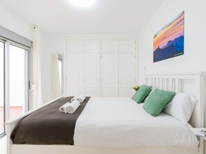1 bedroom, iron/ironing board - Seafront Apartment in Las Palmas by Playa Canteras (Las Palmas de Gran Canaria)