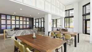 Dining - Landing | Stunning 1BD, Pool, Gym (Savannah)