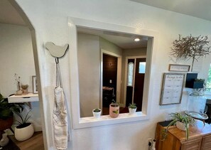 House | 6 bedrooms, Internet - Black Hills Getaway With Hot Tub Game Room for 18 (Spearfish)