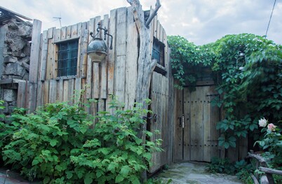 Alashkert Guesthouse — where Armenian heritage lives in historic Gyumri