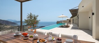 萊夫卡達薩諾斯別墅