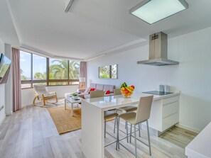 House | Dining