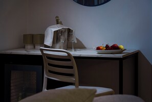 Double Room | Minibar, in-room safe, free WiFi, bed sheets