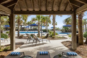 Appart'hôtel, 2 chambres | Piscine | Piscine couverte, piscine chauffée