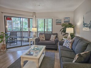 Småhus, 2 soverom | Oppholdsområde | Smart-TV