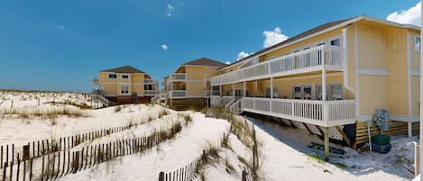 Condo, 2 Bedrooms | Exterior