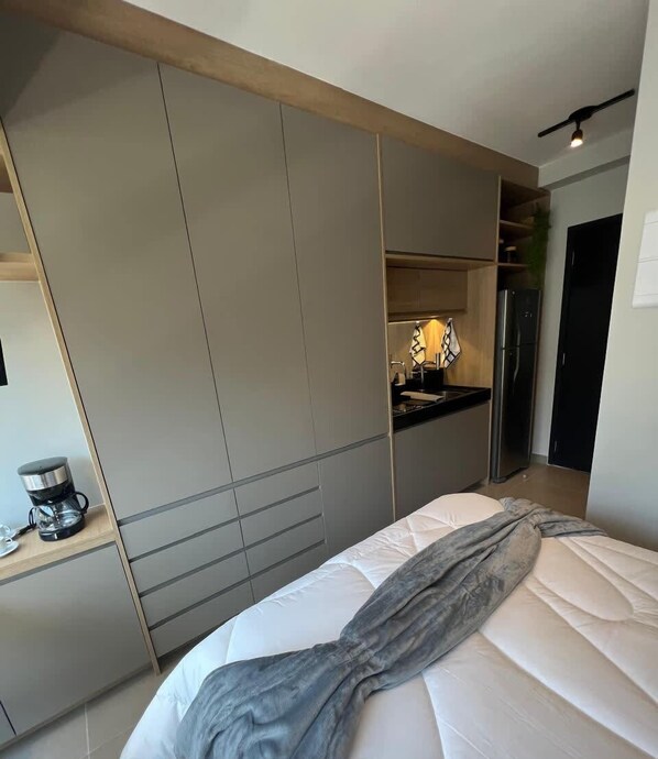 1 bedroom, WiFi, bed sheets